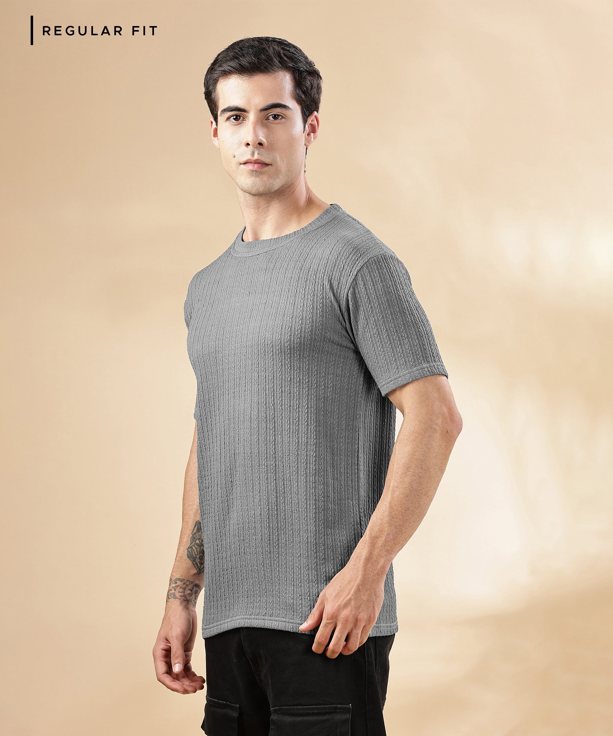 Textured T-Shirt: Regular fit