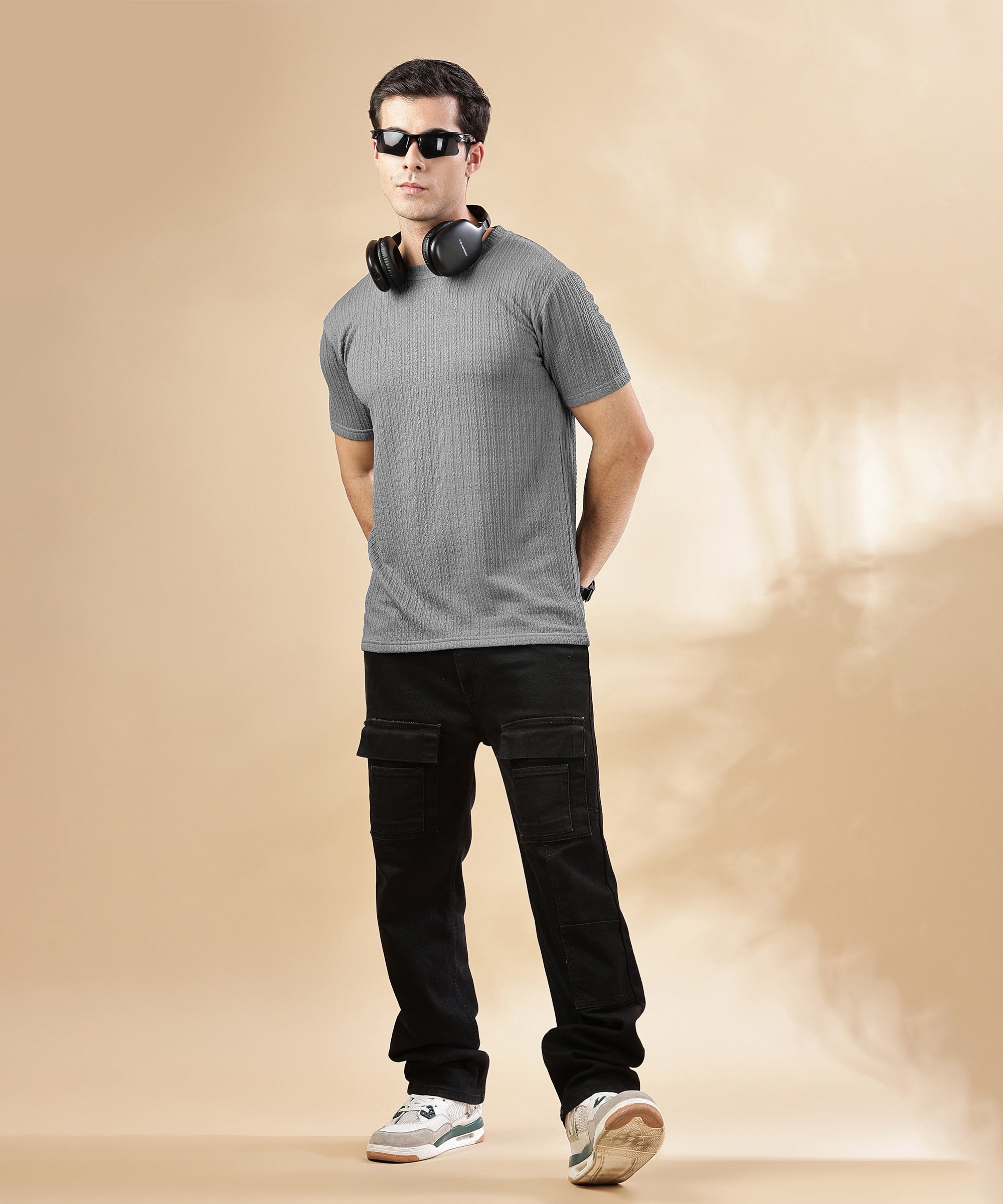 Textured T-Shirt: Regular fit
