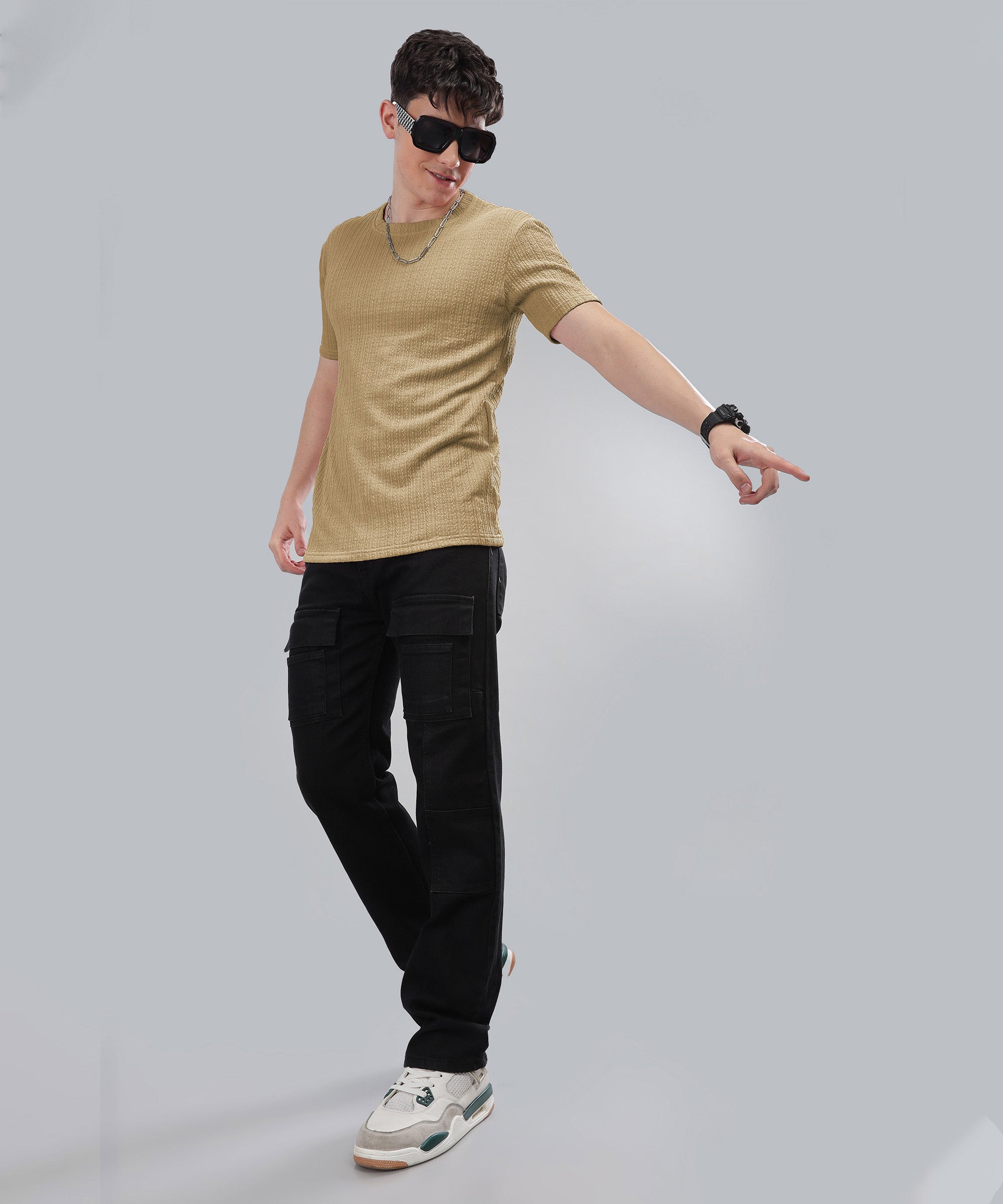 Textured T-Shirt: Regular fit