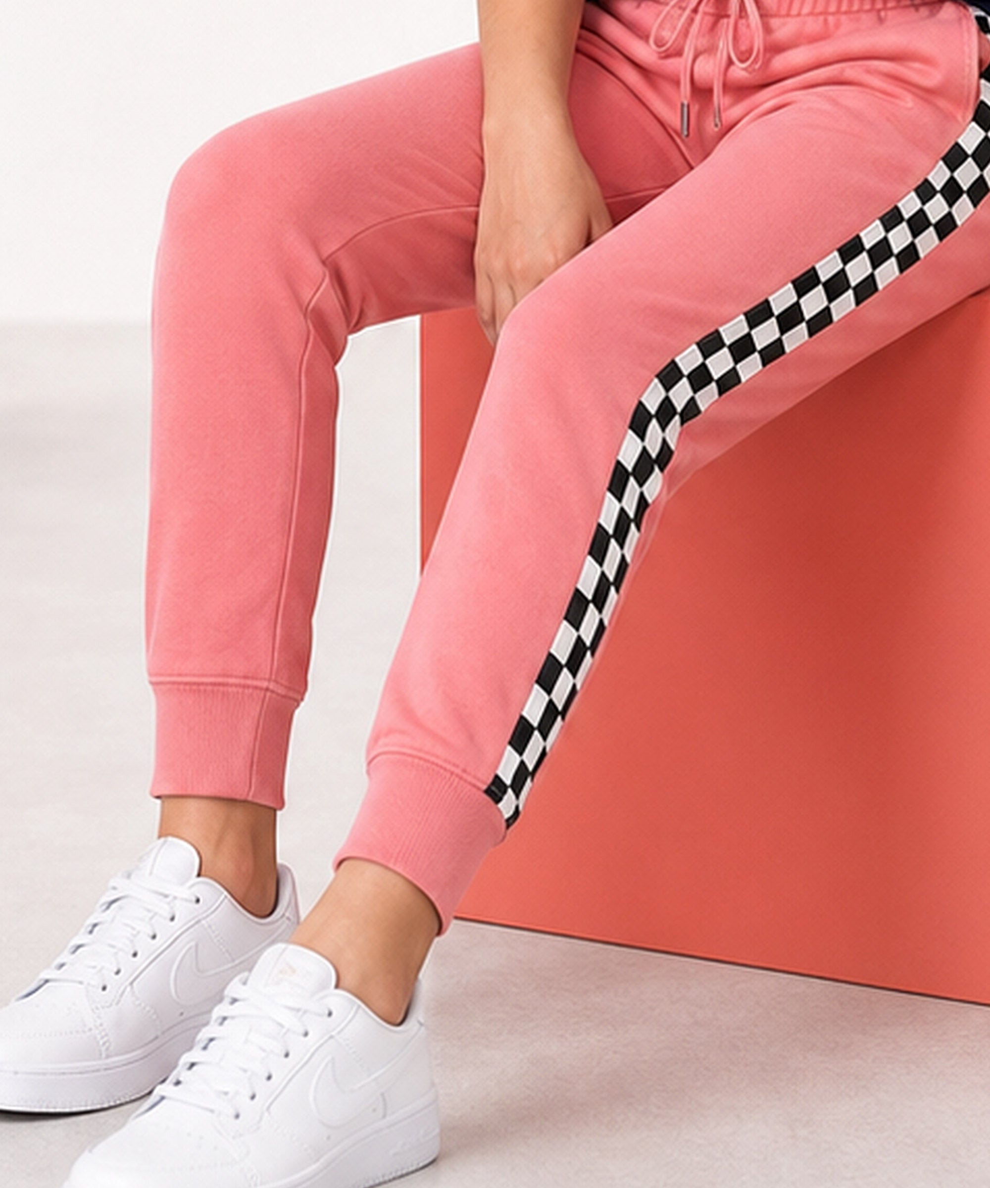 Girls Premium Cotton Navy Blue Graphic T-Shirt & Coral Pink Side Stripe Pants Set | Regular Fit