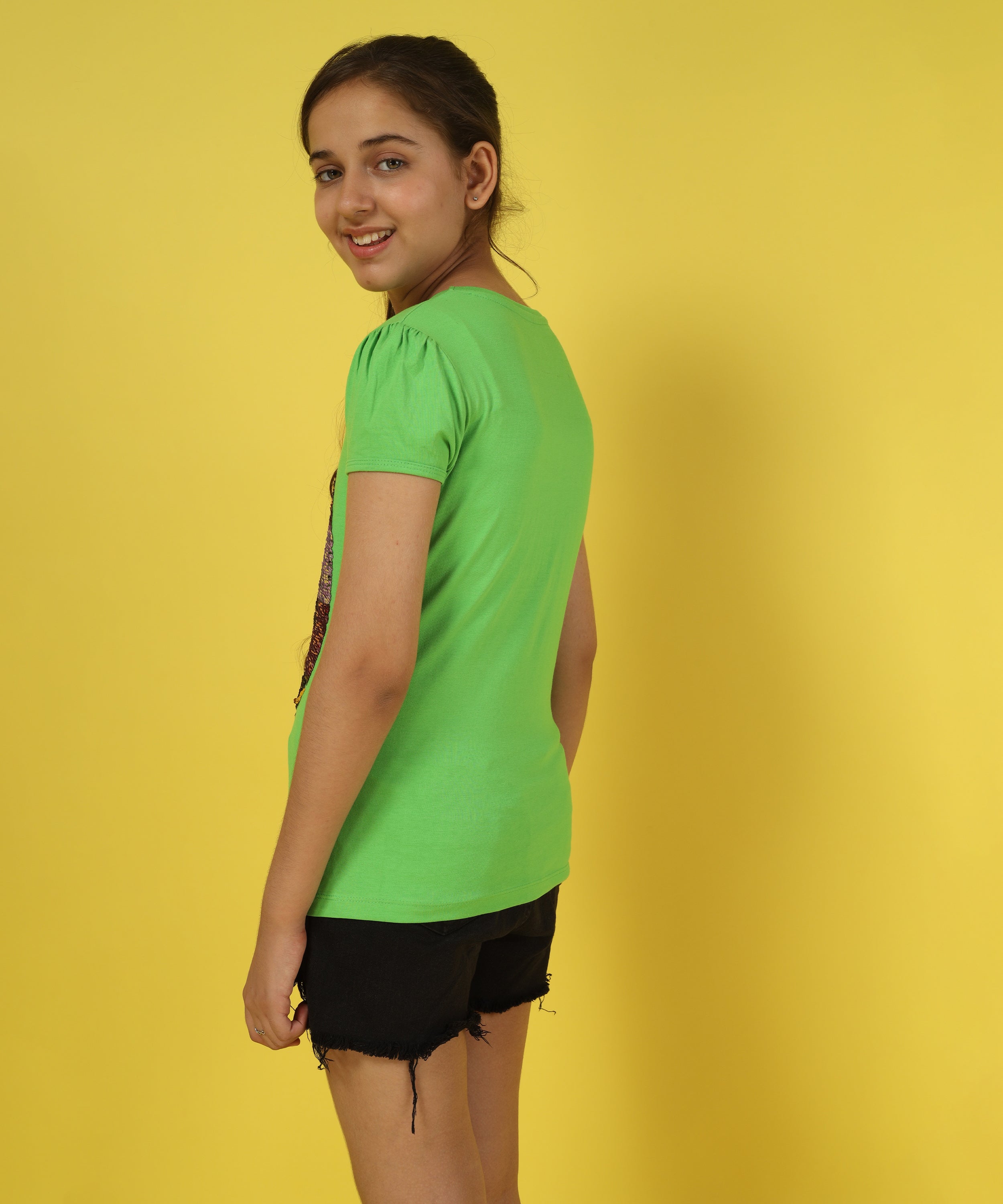 Girls Premium Half Sleeve T-shirt | L.Green