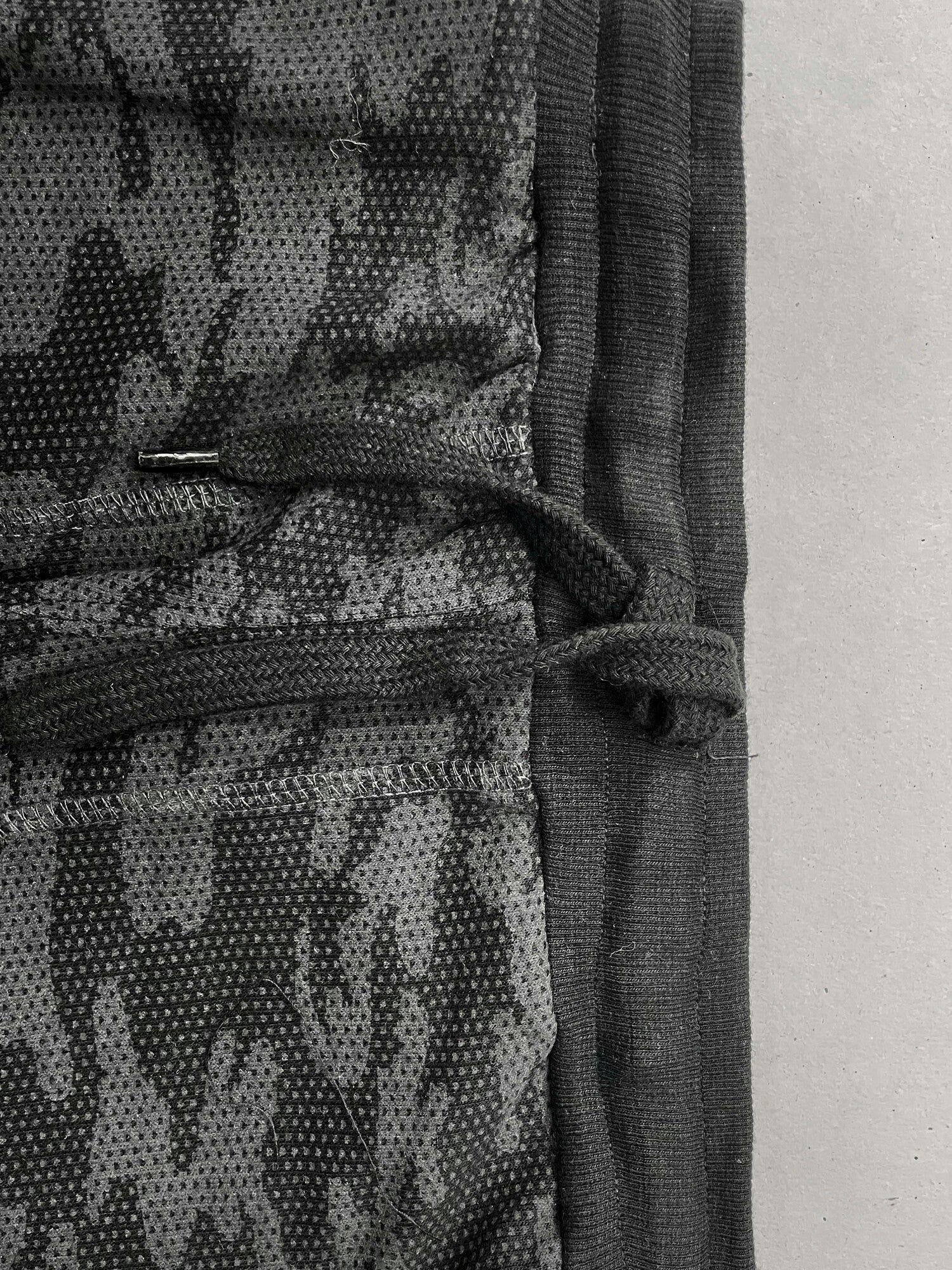 Girls Cotton Printed Camouflage Track Pants - Black