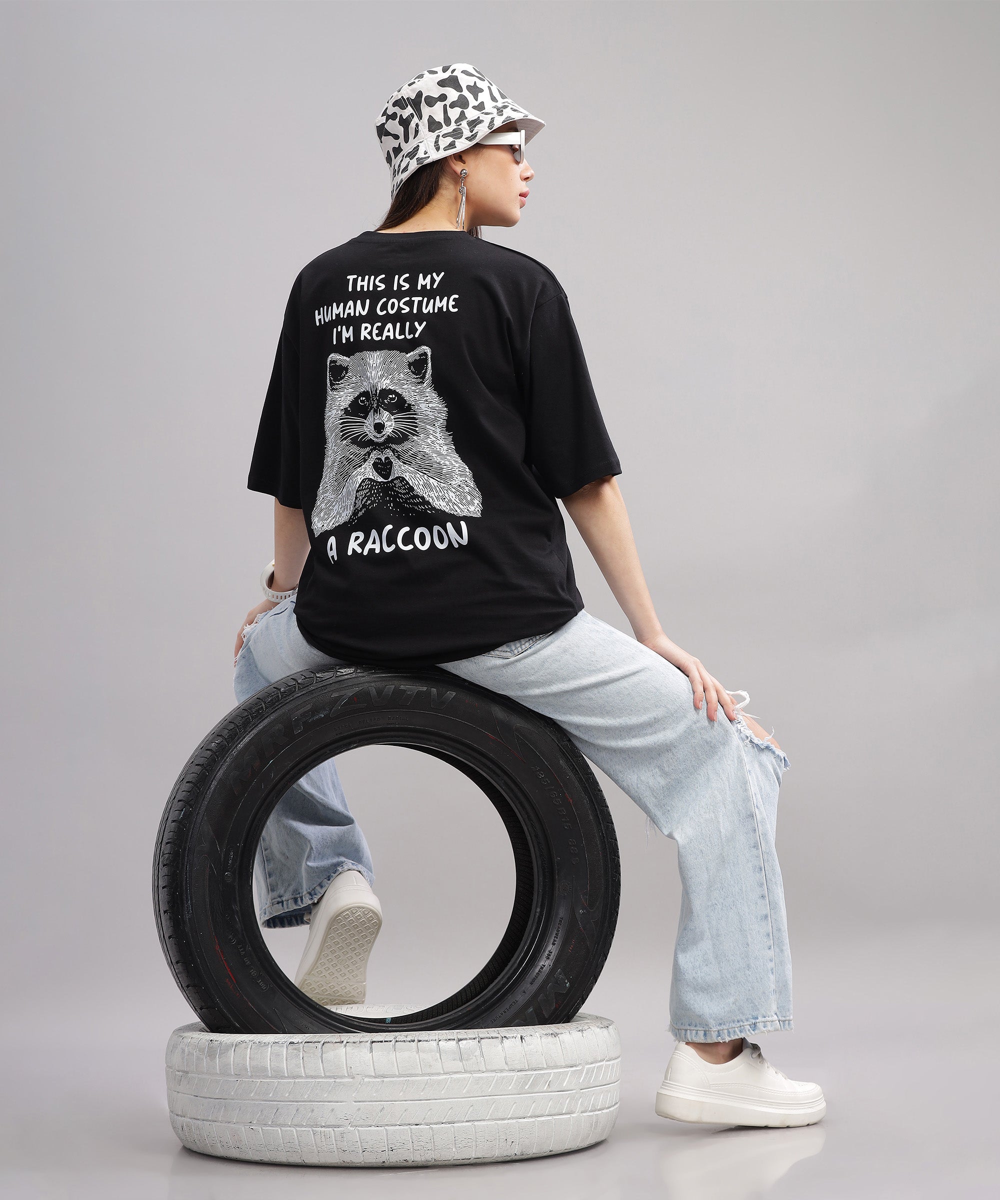 Racoon| Women's Oversized T-shirt