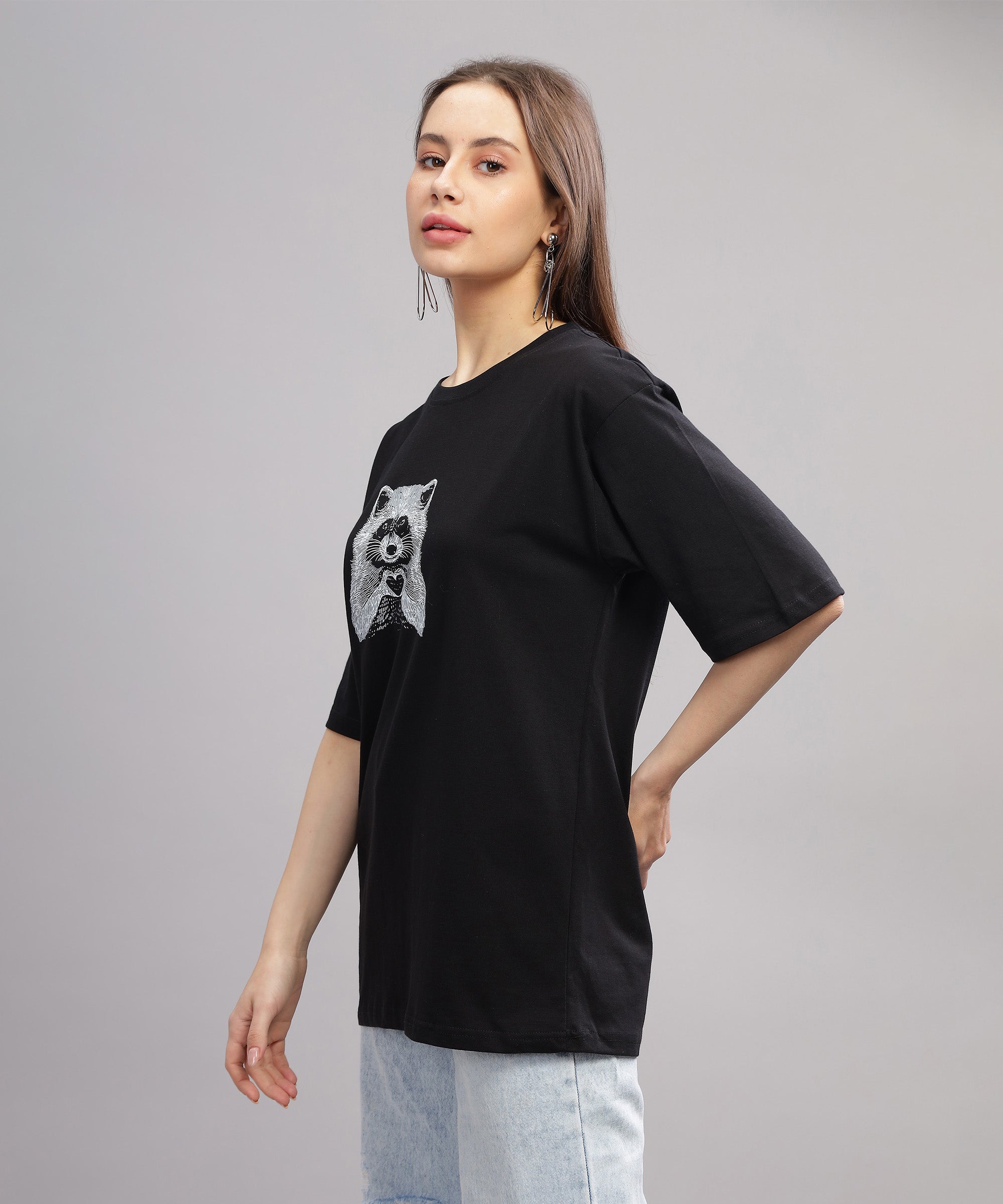 Racoon| Women's Oversized T-shirt