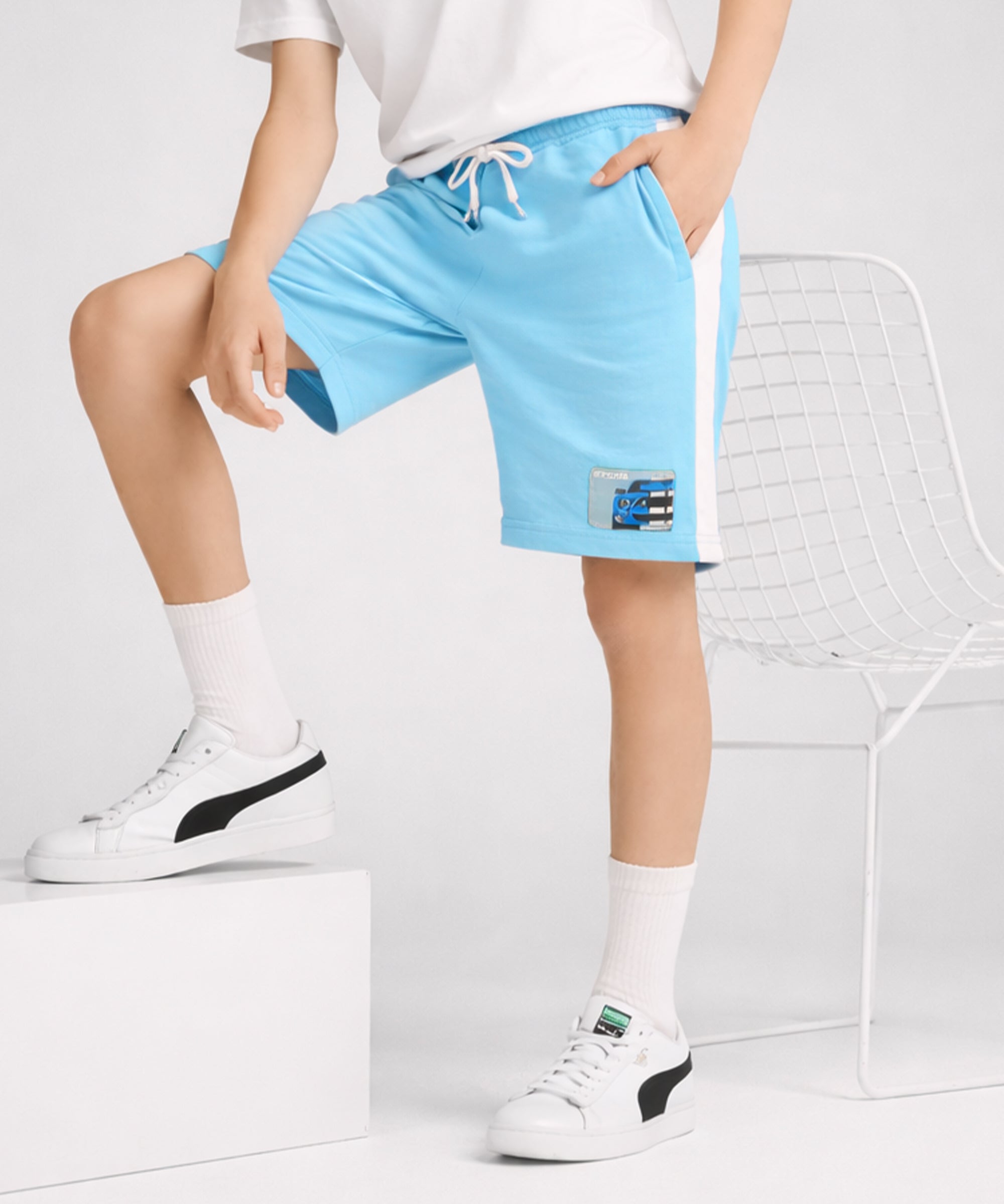 #Color_Yellow | Blue