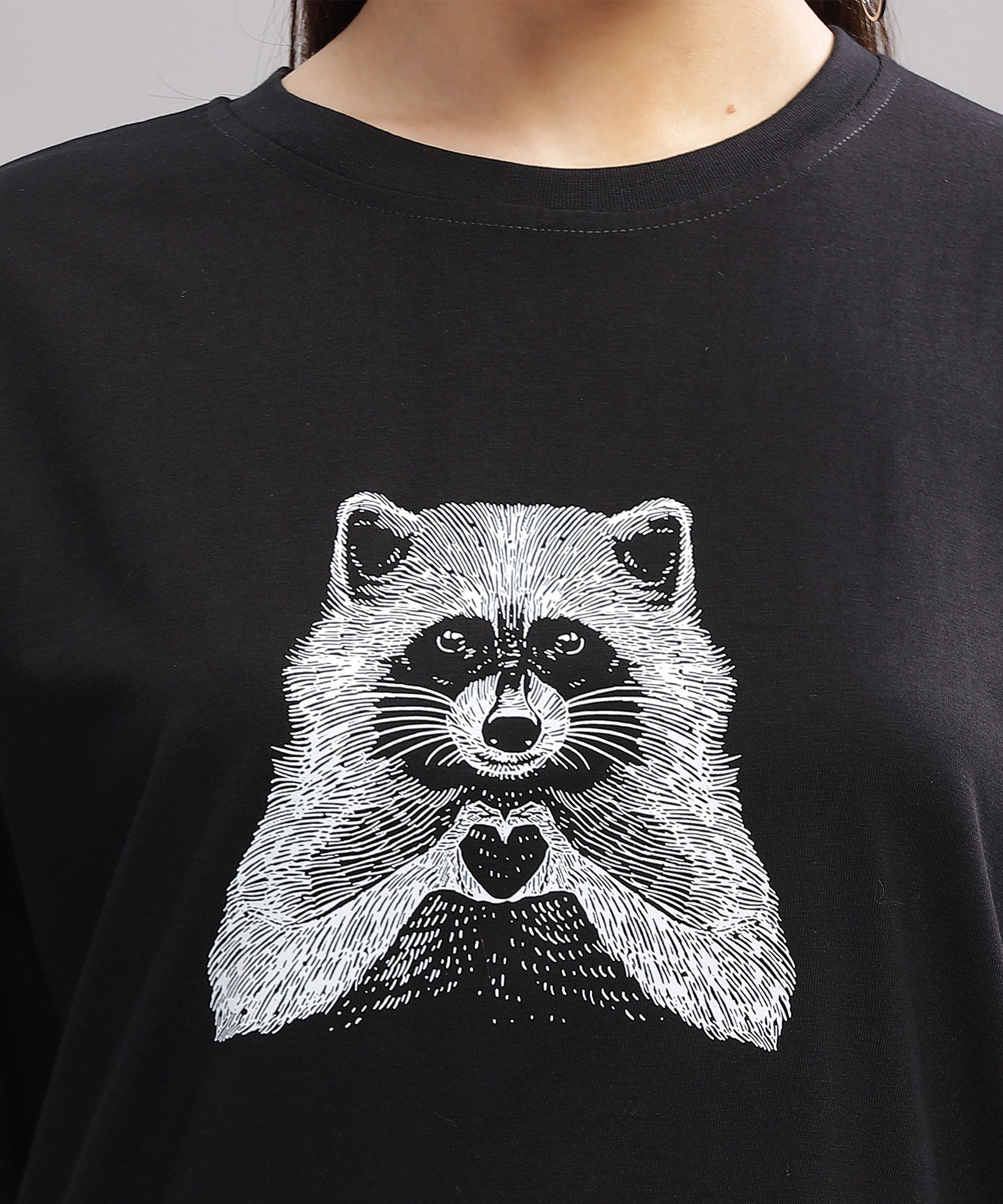 Racoon| Women's Oversized T-shirt